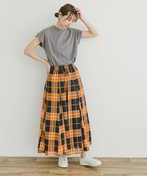 ITEMS URBANRESEARCH（アイテムズ アーバンリサーチ）の「ピグメントフレンチTシャツ（Tシャツ/カットソー・レディース・キャメル/ブラック/グレー・FREE）」の15枚目の写真