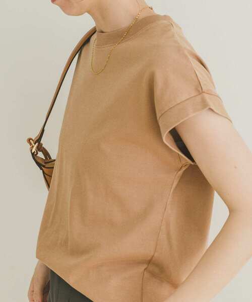 ITEMS URBANRESEARCH（アイテムズ アーバンリサーチ）の「ピグメントフレンチTシャツ（Tシャツ/カットソー・レディース・キャメル/ブラック/グレー・FREE）」の17枚目の写真