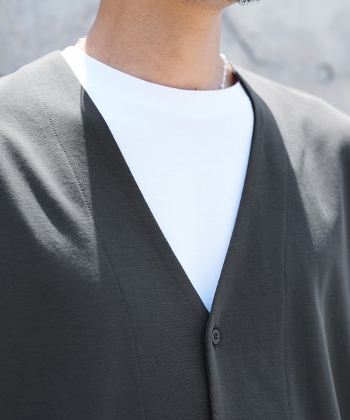 jiggys shop（ジギーズショップ）の「接触冷感 ダブルフェイス素材 ストレッチ Vネック カーディガン（カーディガン/ボレロ・メンズ・ブラック/グレー/ブルー/スミクロ・MEDIUM/LARGE/X-LARGE）」の21枚目の写真