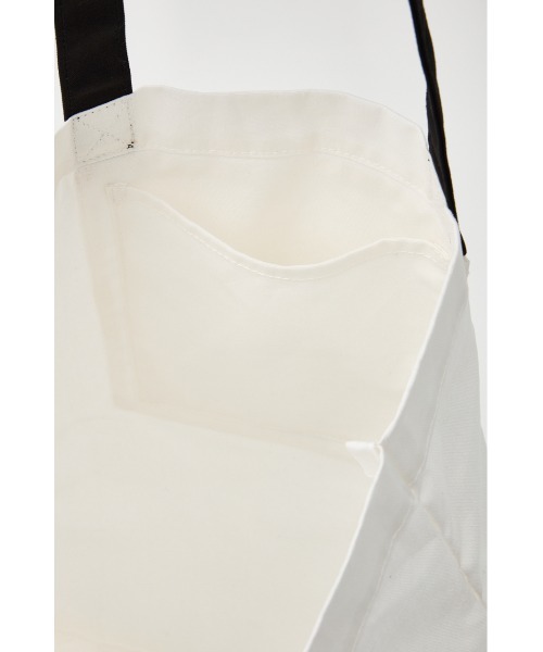 SLY（スライ）の「【WEB限定】POCKET LOGO TOTE BAG ポケット ロゴ トートバッグ（トートバッグ・レディース・ホワイト/レッド/ピンク/ブラック/ブルー・FREE）」の11枚目の写真