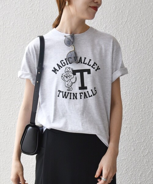【タグ付き新品未使用品】PLAVE WHY? クロップトップ Tシャツ Mサイズ GULFCOAST SPORTSWEAR:〈洗濯機可能〉グラフィック TEE（Tシャツ