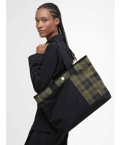 Barbour(バブアー)の「Mya パッチワーク トートバッグ(トートバッグ・レディース・ブラック/グリーン・ONE SIZE)」の12枚目の写真