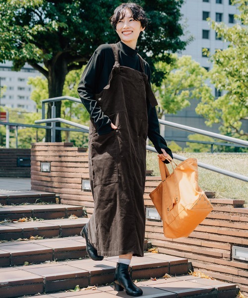 KRIFF MAYER Lady's Collection(クリフメイヤーレディースコレクション)の「【コットン100%・可愛い】コーデュロイジャンスカ(ジャンパースカート・レディース・ダークブラウン/グリーン/カラフル/ベージュ/ネイビー・MEDIUM/LARGE)」の6枚目の写真