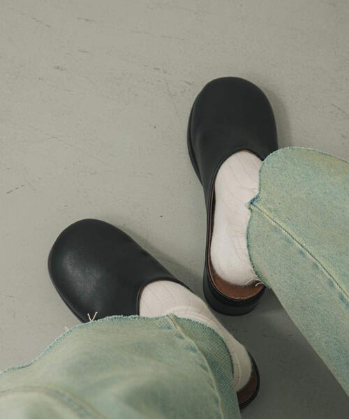 SENSE OF PLACE by URBAN RESEARCH(センスオブプレイスバイアーバンリサーチ)の「ワイドトゥヒールスリッポン(その他シューズ・レディース・ブラウン/ブラック・LARGE/MEDIUM/SMALL)」の18枚目の写真