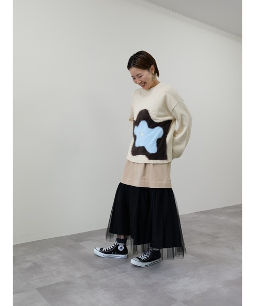 DOLLUPOOPS（ドールアップウップス）の「フラワーモチーフニットトップス（ニット/セーター・レディース・アイボリー/ピーコックグリーン系/ネイビー・38）」の17枚目の写真