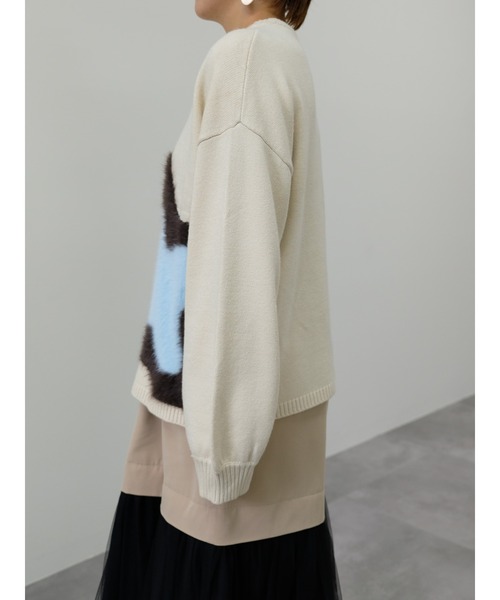 DOLLUPOOPS（ドールアップウップス）の「フラワーモチーフニットトップス（ニット/セーター・レディース・アイボリー/ピーコックグリーン系/ネイビー・38）」の11枚目の写真