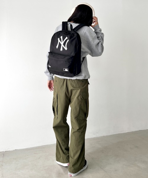 NEW ERA(ニューエラ)の「NEW ERA(ニューエラ)/MLB STADIUM BAG/軽量 A4収納可能 バックパック リュック ニューヨークヤンキース(バックパック/リュック・レディース・ブラウン系カモフラージュ/ブラック・FREE)」の13枚目の写真