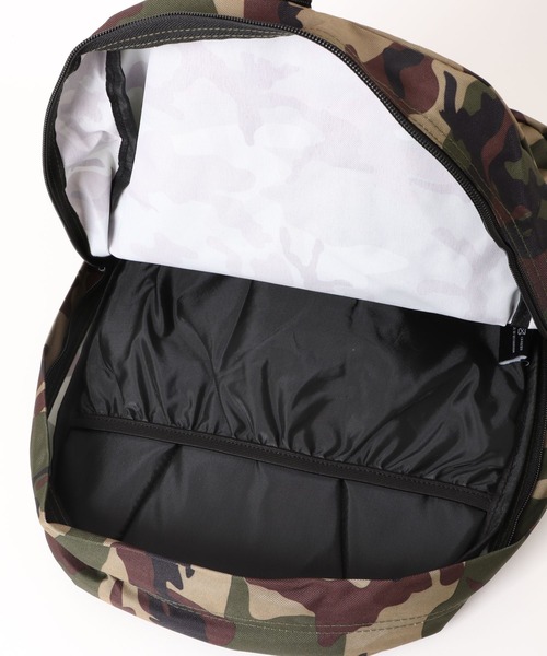 NEW ERA(ニューエラ)の「NEW ERA(ニューエラ)/MLB STADIUM BAG/軽量 A4収納可能 バックパック リュック ニューヨークヤンキース(バックパック/リュック・レディース・ブラウン系カモフラージュ/ブラック・FREE)」の21枚目の写真