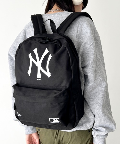NEW ERA(ニューエラ)の「NEW ERA(ニューエラ)/MLB STADIUM BAG/軽量 A4収納可能 バックパック リュック ニューヨークヤンキース(バックパック/リュック・レディース・ブラウン系カモフラージュ/ブラック・FREE)」の3枚目の写真