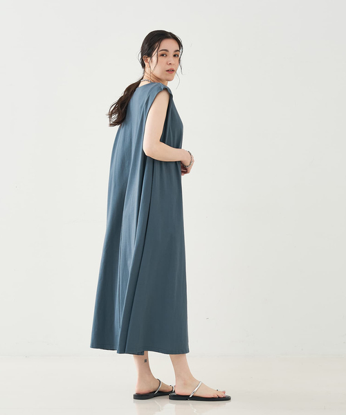 collex（コレックス）の「ノースリーブカットソーワンピース（ワンピース・レディース・ブラック/グレイッシュブルー・フリー）」の8枚目の写真
