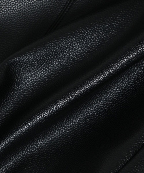 RAGEBLUE(レイジブルー)の「SYNTHETIC LEATHER ROUND TOTE BAG / シンセティックレザー/ラウンドトートバッグ(トートバッグ・メンズ・ブラック・FREE)」の12枚目の写真