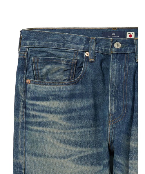 Levi's（リーバイス）の「Levi's/リーバイス BLUETAB(TM) 505(TM) レギュラーフィットジーンズ ミディアムインディゴ MADE IN JAPAN（デニムパンツ・メンズ・インディゴブルー・W28 L32/W30 L32/W32 L32/W34 L32/W36 L32）」の9枚目の写真