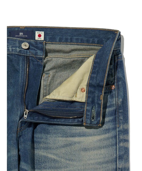 Levi's（リーバイス）の「Levi's/リーバイス BLUETAB(TM) 505(TM) レギュラーフィットジーンズ ミディアムインディゴ MADE IN JAPAN（デニムパンツ・メンズ・インディゴブルー・W28 L32/W30 L32/W32 L32/W34 L32/W36 L32）」の10枚目の写真