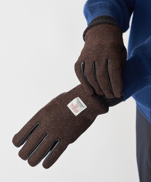 SHIPS（シップス）の「SHIPS:〈タッチパネル対応〉HARRIS TWEED レザー コンビ グローブ（手袋・メンズ・ブラック/ネイビー/ブラウン/グレー・ONE SIZE）」の5枚目の写真