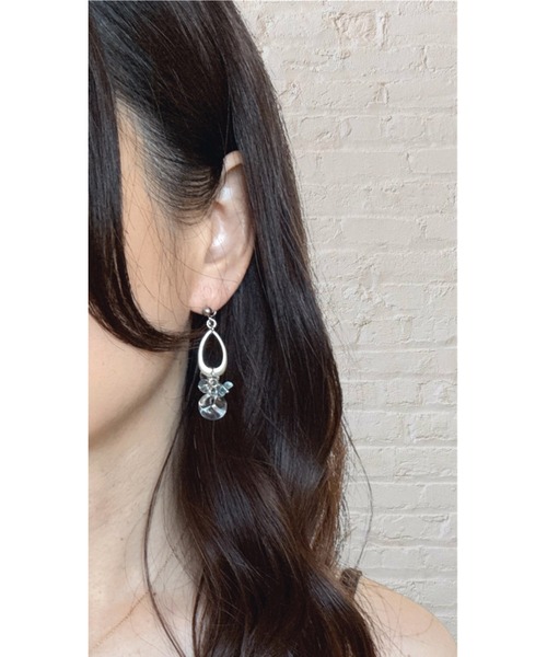 tone(トーン)の「【Agaro】No.474p ドロップフラワーピアス サージカルステンレス(MA)(ピアス(両耳用)・レディース・ブルー系2/ブルー系1/ホワイト・FREE)」の3枚目の写真