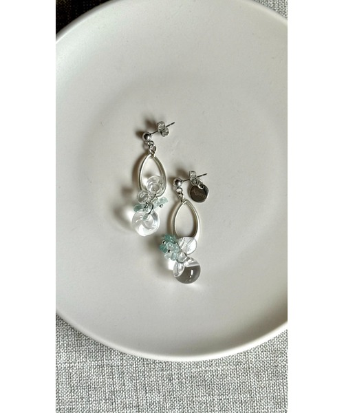 tone(トーン)の「【Agaro】No.474p ドロップフラワーピアス サージカルステンレス(MA)(ピアス(両耳用)・レディース・ブルー系2/ブルー系1/ホワイト・FREE)」の7枚目の写真