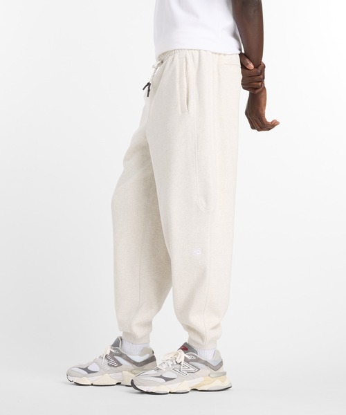 New Balance パディング付きパンツ ホワイト XL New Balance（ニューバランス） スウェットパンツ ジャージ スウェット