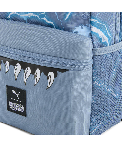 PUMA（プーマ）の「PUMA プーマ キッズ PUMA x HOT WHEELS エクストラ スモールバッグ 9L PUMA x HOT WHEEL（バックパック/リュック・キッズ・ブルー・フリー）」の8枚目の写真