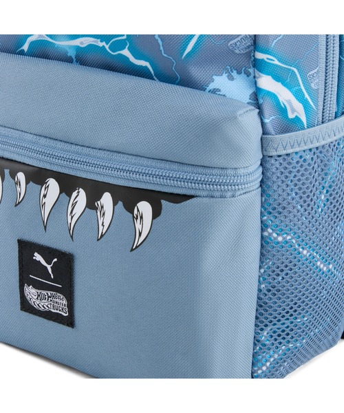 PUMA（プーマ）の「PUMA プーマ キッズ PUMA x HOT WHEELS エクストラ スモールバッグ 9L PUMA x HOT WHEEL（バックパック/リュック・キッズ・ブルー・フリー）」の4枚目の写真