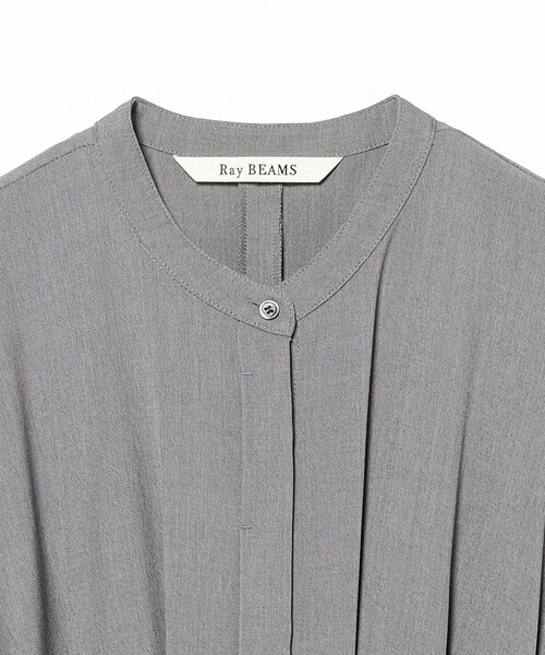 Ray BEAMS(レイビームス)の「タックウエスト バンドカラー ワンピース(ワンピース・レディース・ダークブラウン/シルバー・1/0)」の15枚目の写真