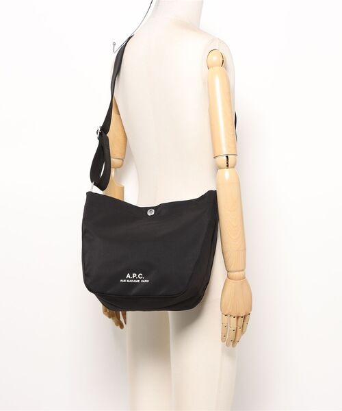BESACE JOURNAL SMALL（ショルダーバッグ）｜A.P.C.（アーペーセー）の