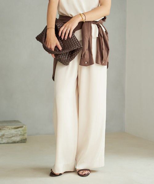 plage(プラージュ)の「《追加》dull satin relax パンツ(その他パンツ・レディース・アイボリー/ブラック・36/38/34)」の8枚目の写真