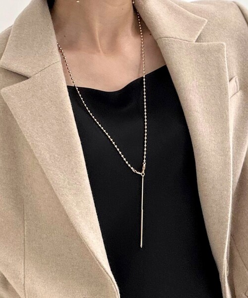 grace grace （グラスグラス）の「【grace grace/グラスグラス】ロングフックボールアレンジネックレス（ネックレス・レディース・ゴールド/シルバー・FREE）」の5枚目の写真