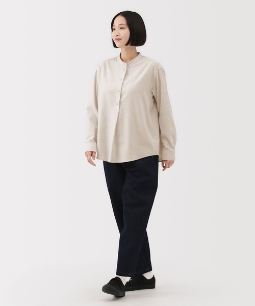 無印良品(ムジルシリョウヒン)の「婦人 両面起毛フランネルスタンドカラー長袖ブラウス(シャツ/ブラウス・レディース・ベージュ系/ダークネイビー/ライトグレー/ブラック系/アイボリー/ダークグリーン・XL/L/M/S)」の10枚目の写真