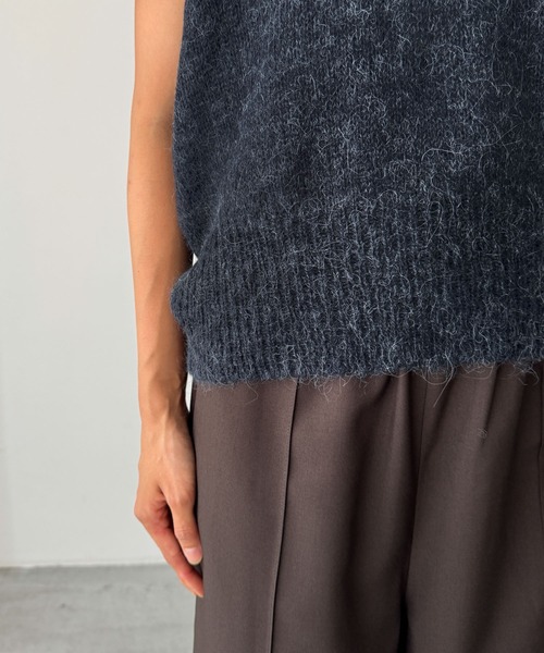 CANAL JEAN（キャナルジーン）の「El mar　アルパカ混Vニットベスト（ベスト・レディース・ネイビー/グレー・ONE SIZE）」の14枚目の写真
