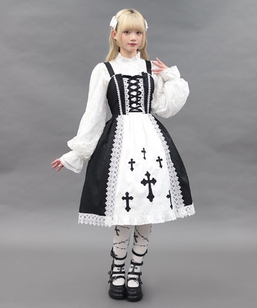 Chalmiere（シャルミエール）の「クロスモチーフジャンスカ