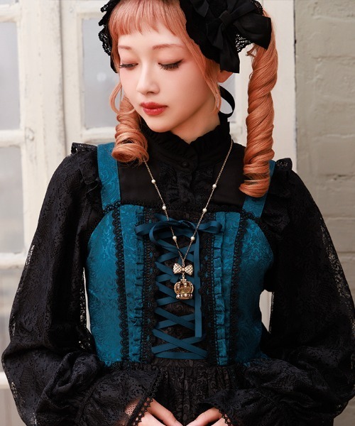 Chalmiere（シャルミエール）の「クロスモチーフジャンスカ