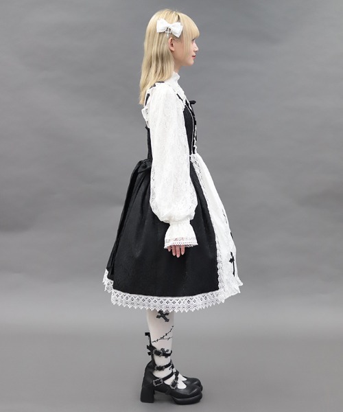 Chalmiere（シャルミエール）の「クロスモチーフジャンスカ