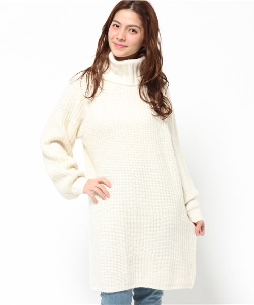 Chico（チコ）の「【who's who Chico】オフタートル片畦ニットワンピース（ワンピース・レディース・アイボリー/ベージュ/グレー・FREE）」の10枚目の写真