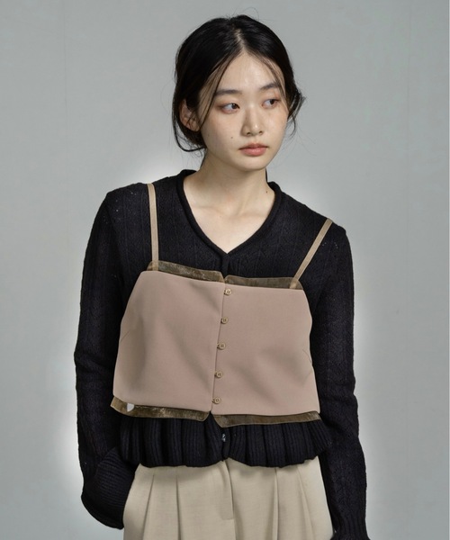 I_am（アイアム）の「sheer docking front button bustier / シアードッキングフロントボタンビスチェ（ベスト・レディース・ベージュ/ブラック・FREE）」の2枚目の写真