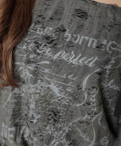 SPINNS(スピンズ)の「長袖ダメージ Tシャツ/ワンショルダー肩ベルト/ロマンスパンク(Tシャツ/カットソー・レディース・グレー/オフホワイト・ONESIZE)」の10枚目の写真