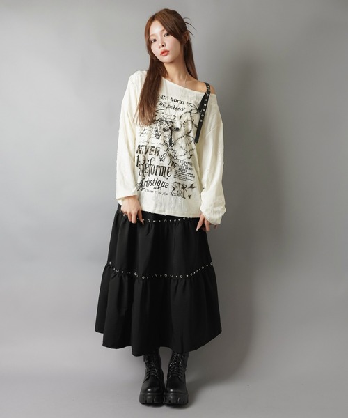 SPINNS(スピンズ)の「長袖ダメージ Tシャツ/ワンショルダー肩ベルト/ロマンスパンク(Tシャツ/カットソー・レディース・グレー/オフホワイト・ONESIZE)」の22枚目の写真