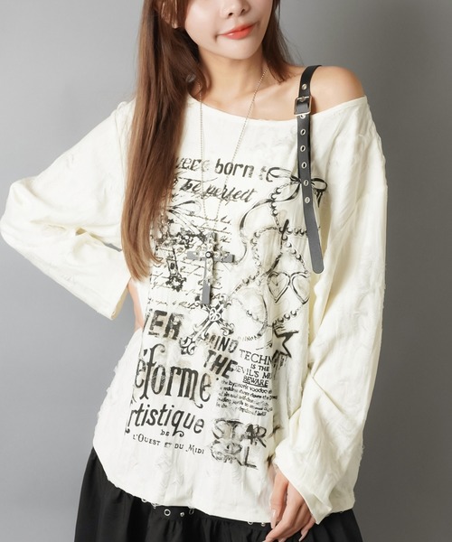 SPINNS(スピンズ)の「長袖ダメージ Tシャツ/ワンショルダー肩ベルト/ロマンスパンク(Tシャツ/カットソー・レディース・グレー/オフホワイト・ONESIZE)」の3枚目の写真