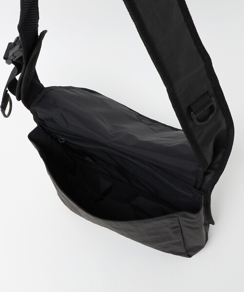 BAICYCLON by Bagjack(バイシクロン バイ バグジャック)の「【別注】<BAICYCLON>ワッシャー ナイロン ショルダー バッグ(ショルダーバッグ・メンズ・ブラック・FREE)」の10枚目の写真