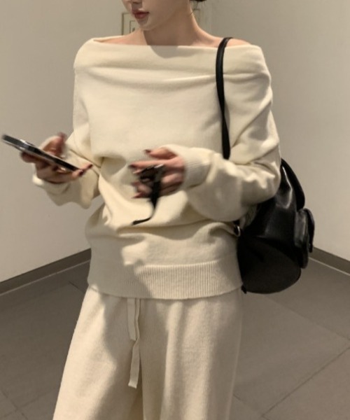 FREE STYLISTS(フリー スタイリスト)の「YUGA_YGMC Off-the-shoulder top + loose-fitting pants set(セットアップ・レディース・オフホワイト/グレー/ブラック・FREE)」の20枚目の写真