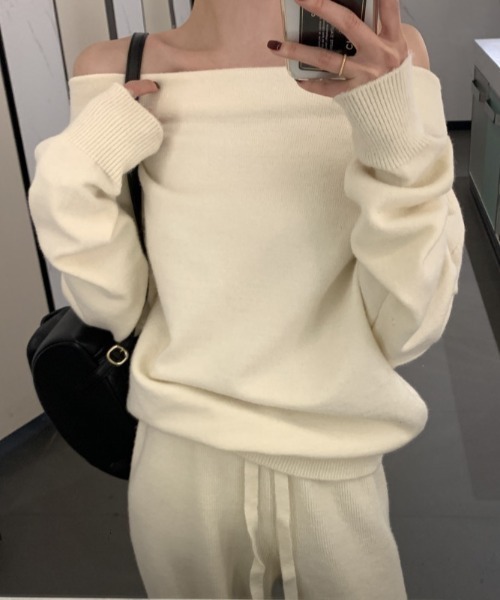 FREE STYLISTS(フリー スタイリスト)の「YUGA_YGMC Off-the-shoulder top + loose-fitting pants set(セットアップ・レディース・オフホワイト/グレー/ブラック・FREE)」の16枚目の写真