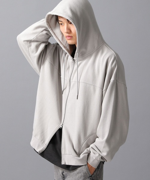 LAKOLE(ラコレ)の「ウォッシュドZIPパーカー / 594034(パーカー・メンズ・ライトグレー/レッド/チャコール・MEDIUM/LARGE)」の7枚目の写真