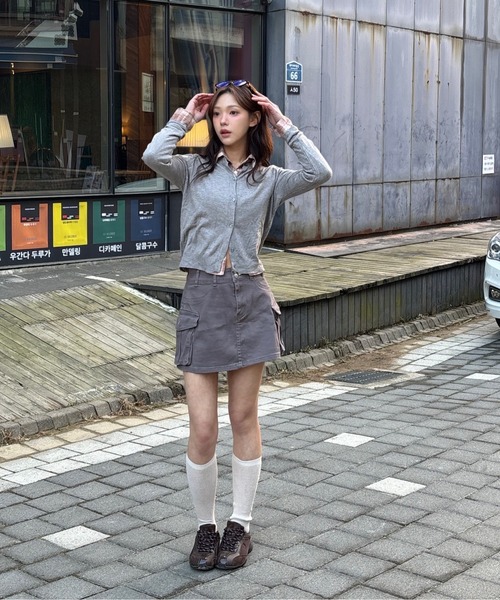 Vini（ヴィニ）の「クルーネックショートカーディガン（カーディガン/ボレロ・レディース・レッド/ブラック/グレー・FREE）」の22枚目の写真