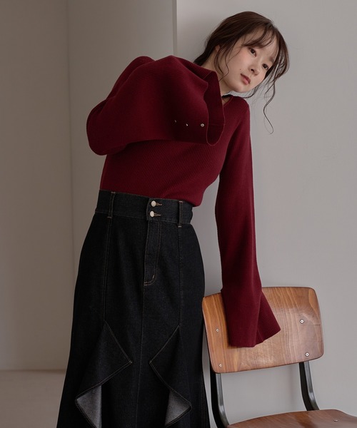mideal(マイディール)の「button design flare sleeve rib knit / ボタンデザインフレアスリーブリブニット(ニット/セーター・レディース・ブラウン/ボルドー/ネイビー/アイボリー・FREE)」の5枚目の写真