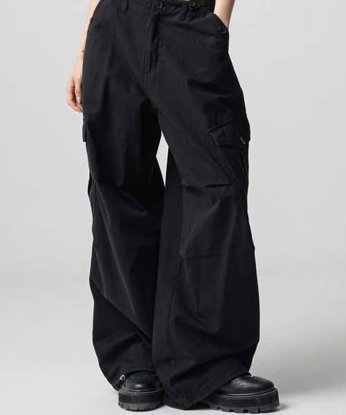 AVANDRESS(アバンドレス )の「Enter Wide Cargo Cotton Pants CAMO(デニムパンツ・メンズ・カーキ・SMALL/MEDIUM/LARGE/X-LARGE)」の8枚目の写真