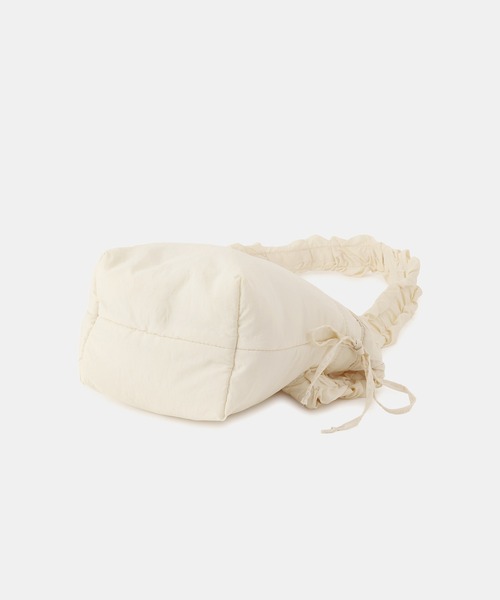 ROPE' PICNIC(ロペピクニック)の「【KIDS/キッズ】サイドリボンフリルショルダーバッグ(ショルダーバッグ・キッズ・ブラック/キナリ・FREE)」の3枚目の写真