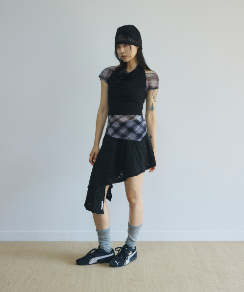 SLEEKGLOW（スリック グロウ）の「レーヨンドレーピングホルターネックトップ[ブラック]（Tシャツ/カットソー・レディース・その他・FREE）」の6枚目の写真