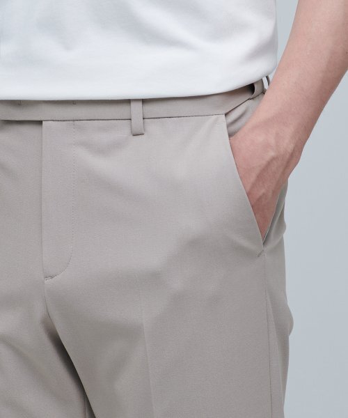 MUSINSA STANDARD（ムシンサスタンダード）の「軽量リラックステーパード隠しバンディングクロップドスラックス[ライトベージュ]（スラックス・メンズ・その他・40/38/42/29/36/34/30/26/27/28）」の5枚目の写真