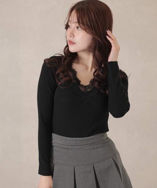 Lace Ladies(レースレディース)の「Vネック レース カップ付き リブ トップス(Tシャツ/カットソー・レディース・アイボリー/ブラック/グレー・FREE)」の7枚目の写真