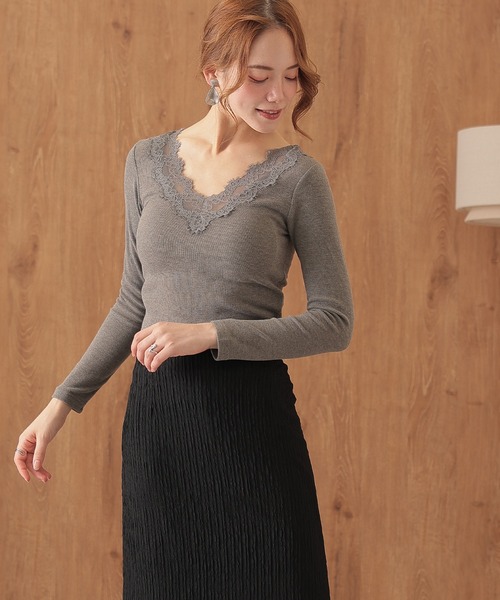 Lace Ladies(レースレディース)の「Vネック レース カップ付き リブ トップス(Tシャツ/カットソー・レディース・アイボリー/ブラック/グレー・FREE)」の12枚目の写真