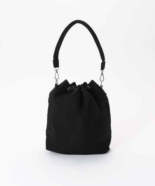 B.C STOCK（ベーセーストック）の「ナイロン巾着バッグ（ショルダーバッグ・レディース・ブラック/カーキ/ベージュ・FREE）」の10枚目の写真